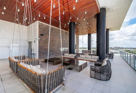 $810,000 | 3470 East Coast Avenue, Unit H0704, Miami, FL 33137