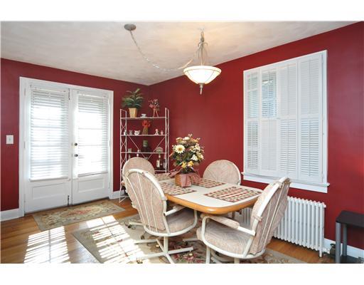 440 Sulgrave Road Pittsburgh, PA 15211 - Photo 4 of 17 Dining Room.