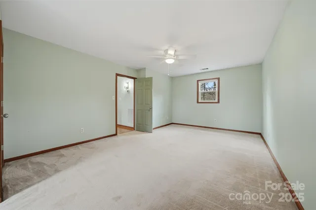 $500,000 | 2091 Blowing Rock Boulevard, Lenoir, NC 28645