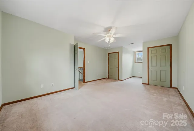 $500,000 | 2091 Blowing Rock Boulevard, Lenoir, NC 28645