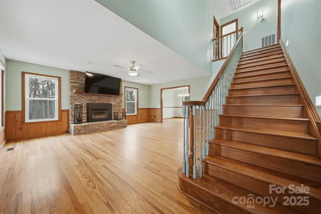 $500,000 | 2091 Blowing Rock Boulevard, Lenoir, NC 28645