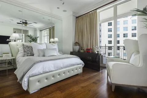 $1,295,000 | 2555 North Pearl Street, Unit 1304, Dallas, TX 75201