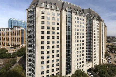 $1,295,000 | 2555 North Pearl Street, Unit 1304, Dallas, TX 75201