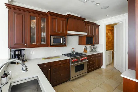 $1,295,000 | 2555 North Pearl Street, Unit 1304, Dallas, TX 75201