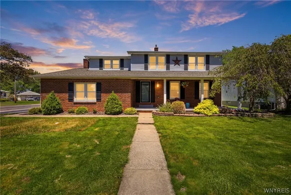 $329,900 | 567 Borden Road, Cheektowaga, NY 14043