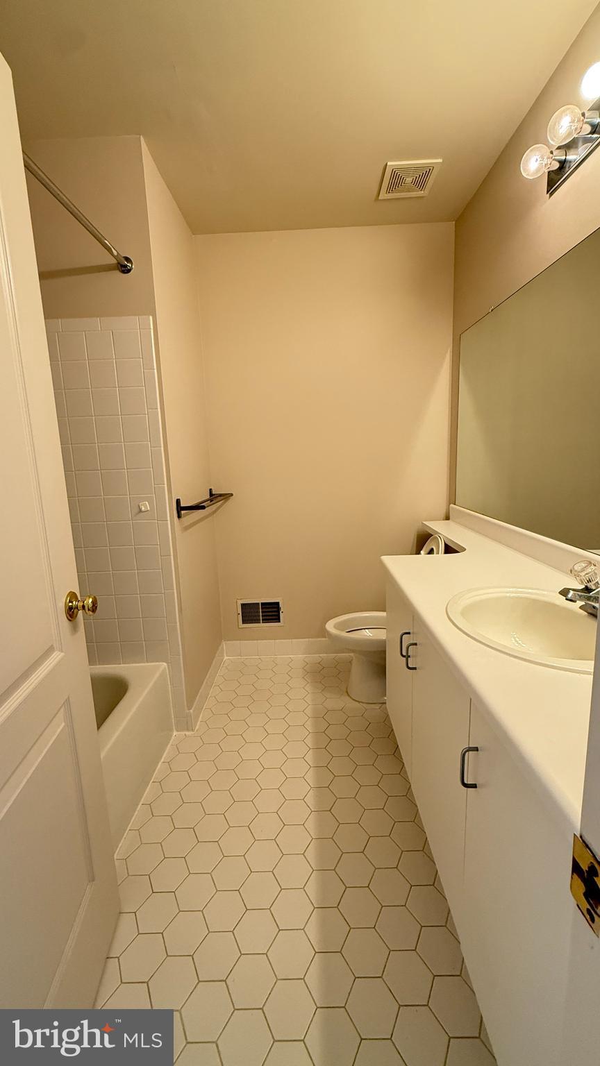207 Valley Forge Lookout Place Wayne, PA 19087 - Photo 15 of 26