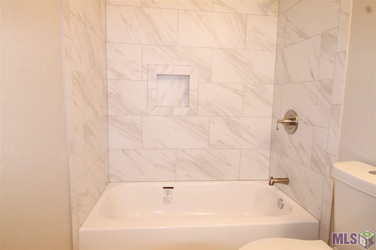 5533 Laredo Avenue Baton Rouge, LA 70811 - Photo 12 of 20 Gallery Image 12