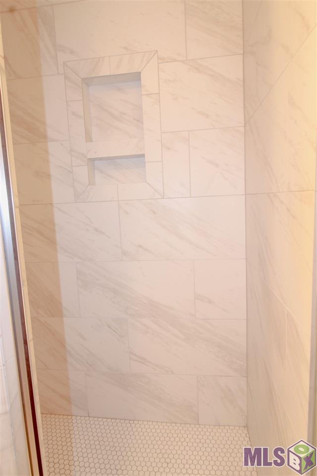5533 Laredo Avenue Baton Rouge, LA 70811 - Photo 14 of 20 Gallery Image 14