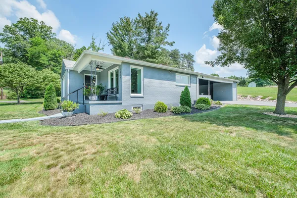 $269,000 | 1307 South Massie Avenue, Covington, VA 24426