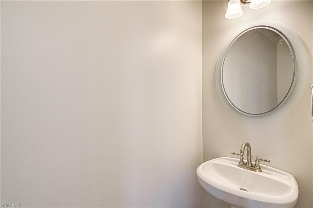6040 Evans Mill Road High Point, NC 27265 - Photo 4 of 33 Gallery Image 4