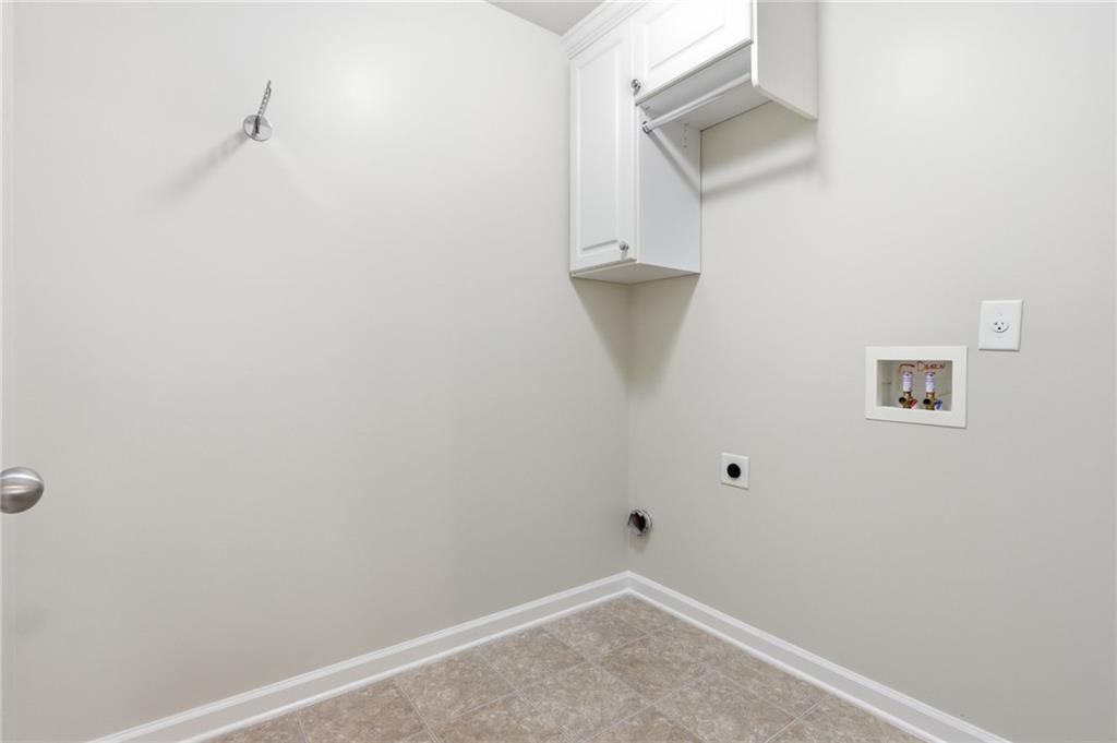 1515 Riva Ridge Suwanee, GA 30024 - Photo 23 of 35 a view of small space with sink