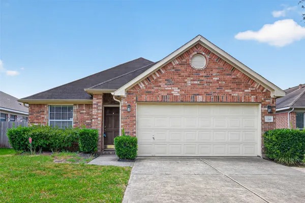 $1,800 | 7218 Fox Hall Lane, Humble, TX 77338