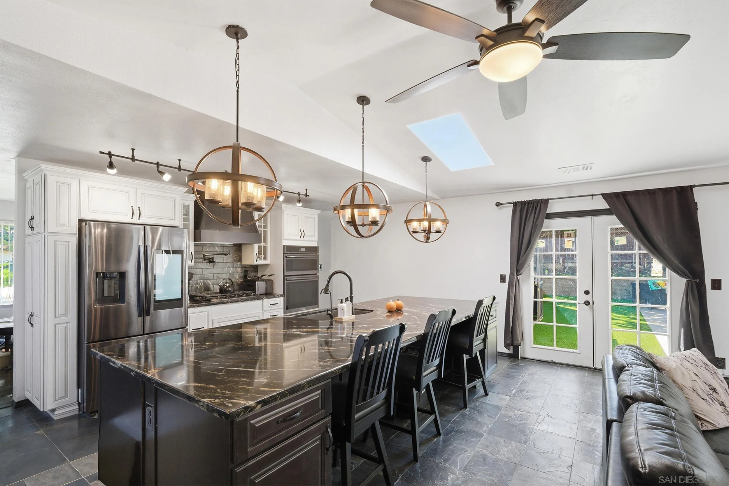 8524 Big Rock Road Santee, CA 92071 - Photo 6 of 34