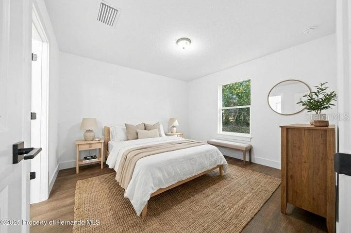 8960 Long Lake Avenue Weeki Wachee, FL 34613 - Photo 3 of 14
