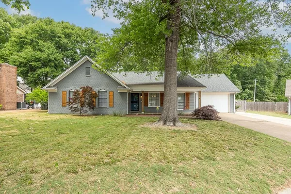 $285,000 | 3124 Lauren Drive, Bartlett, TN 38133