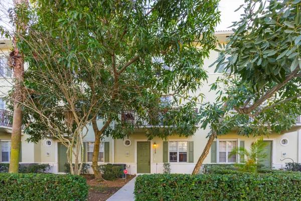 $3,000 | 108 East Indian Crossing Circle, Jupiter, FL 33458