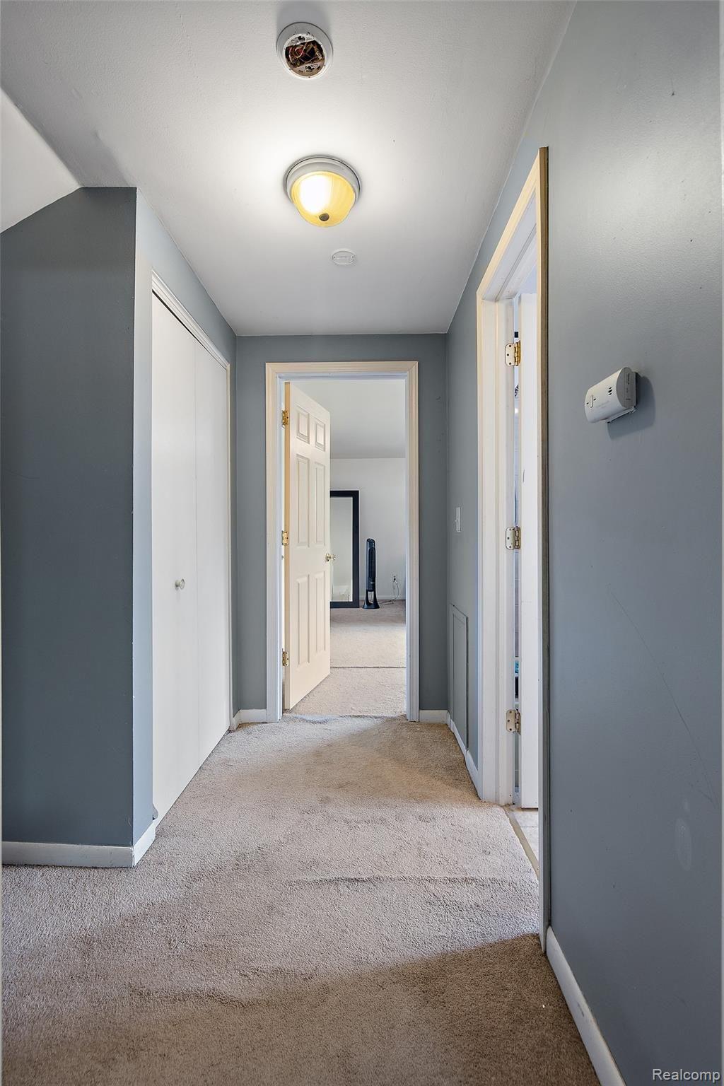 32381 Kelly Road Fraser, MI 48026 - Photo 34 of 38 32381 Kelly Rd-34.jpg