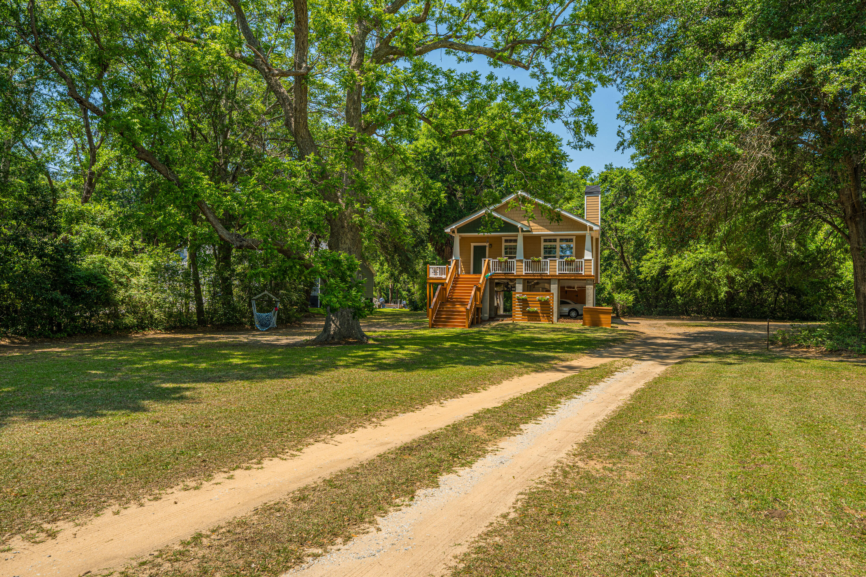 7650 Point Of Pines Road Edisto Island, SC 29438 - Photo 3 of 49 7650PointOfPinesRd003
