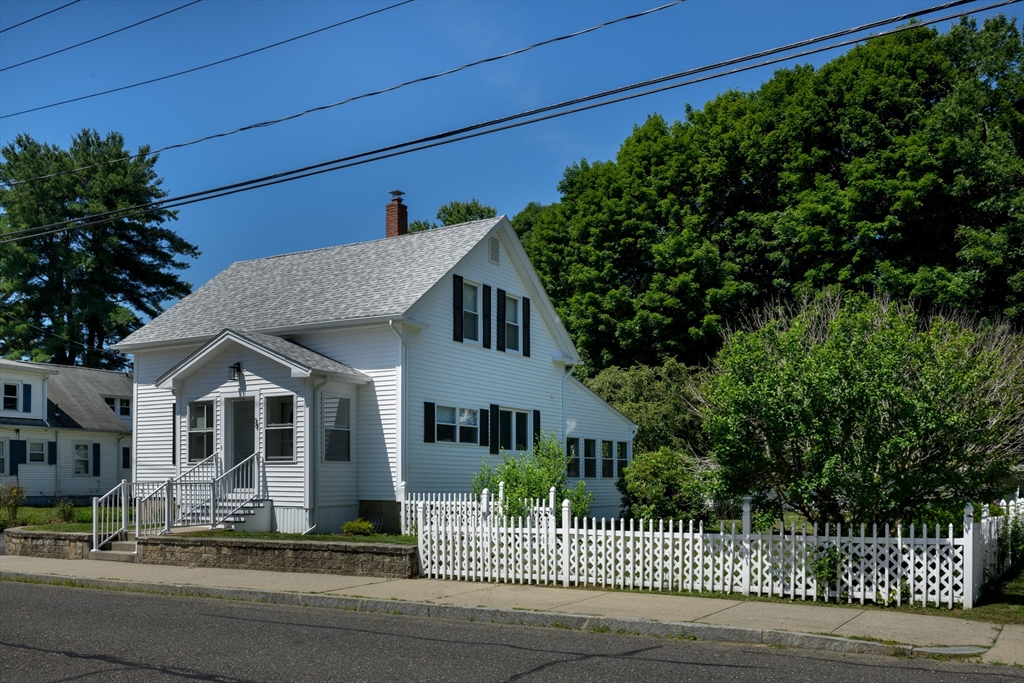 38 Eagle Street Ware, MA 01082 - Photo 1 of 28
