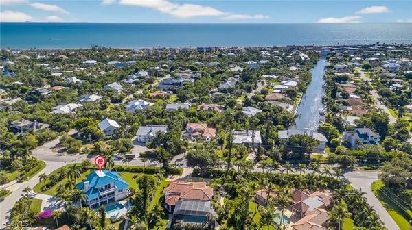 a view of sky from balcony