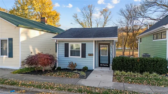 $229,900 | 923 West 1st Street, Madison, IN 47250