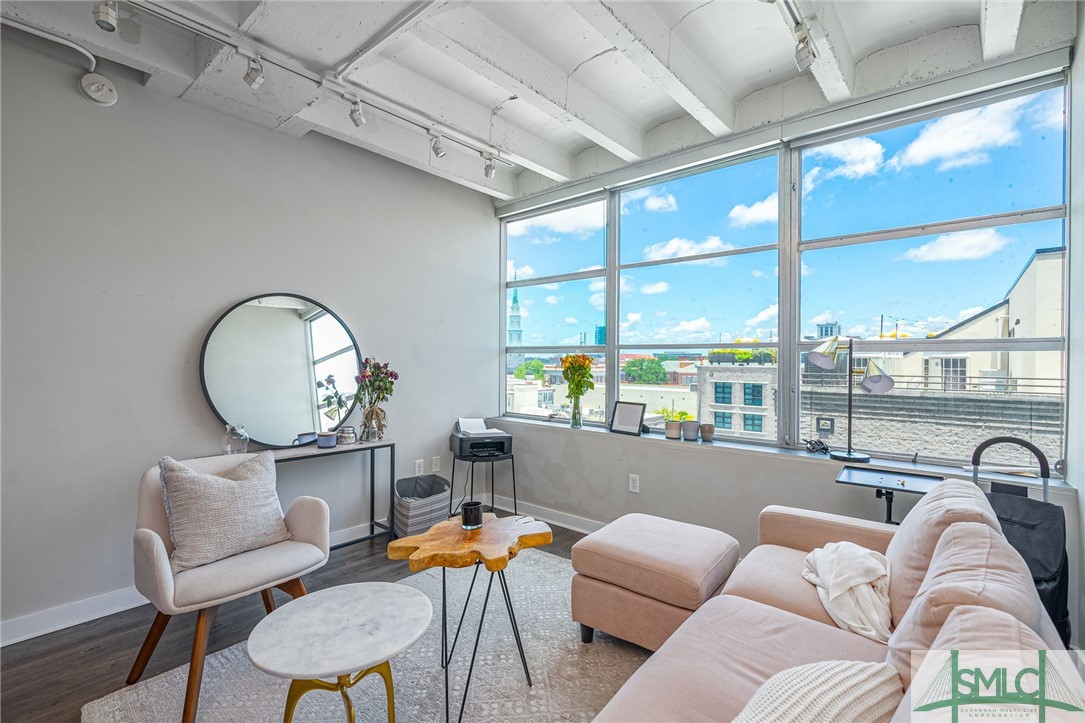 102 East Liberty Unit 703