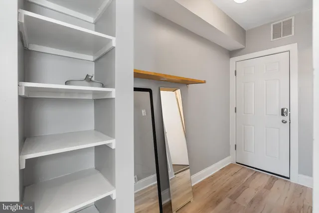 $1,600 | 1932 15th Street Northwest, Unit 2, Washington, DC 20009