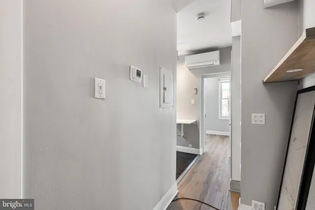 $1,600 | 1932 15th Street Northwest, Unit 2, Washington, DC 20009