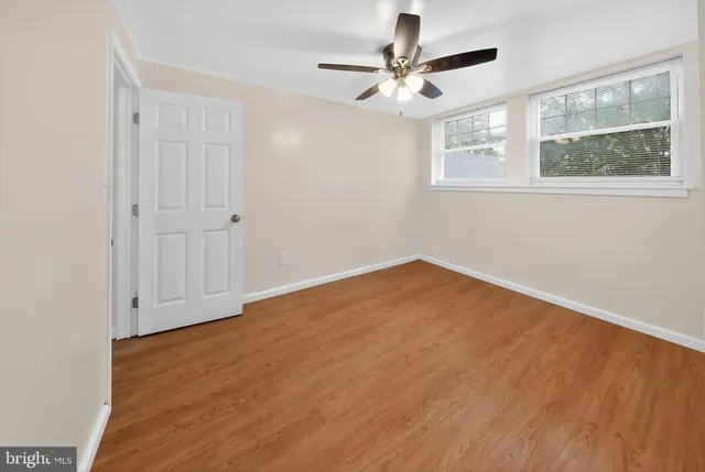 $289,900 | 13 Oakmont Drive, New Castle, DE 19720