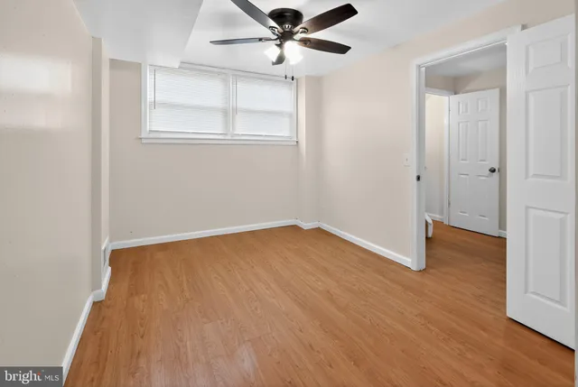 $289,900 | 13 Oakmont Drive, New Castle, DE 19720