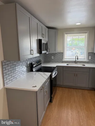 $289,900 | 13 Oakmont Drive, New Castle, DE 19720