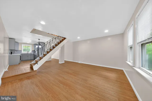 $289,900 | 13 Oakmont Drive, New Castle, DE 19720