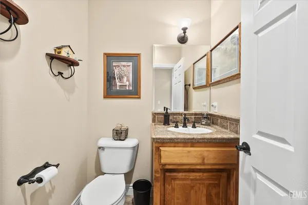 $900,000 | Undisclosed Address, Kernville, CA 93238