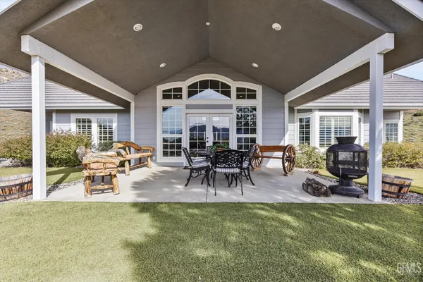 $900,000 | Undisclosed Address, Kernville, CA 93238