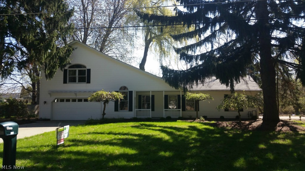 1955 Spring Grove Madison, OH 44057 - Photo 4 of 25 Gallery Image 4