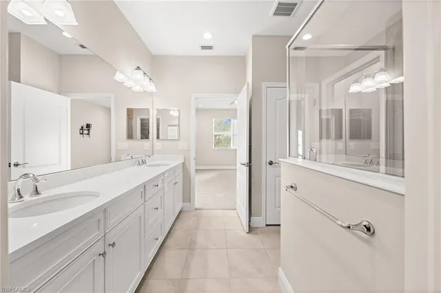 $3,000 | 2318 Sawyers Hill Road, Unit 107, Naples, FL 34120