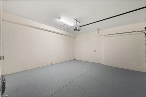 $3,000 | 2318 Sawyers Hill Road, Unit 107, Naples, FL 34120