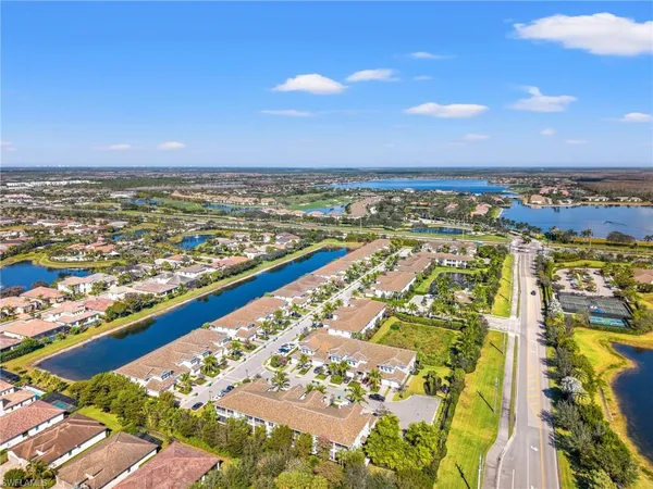 $3,000 | 2318 Sawyers Hill Road, Unit 107, Naples, FL 34120