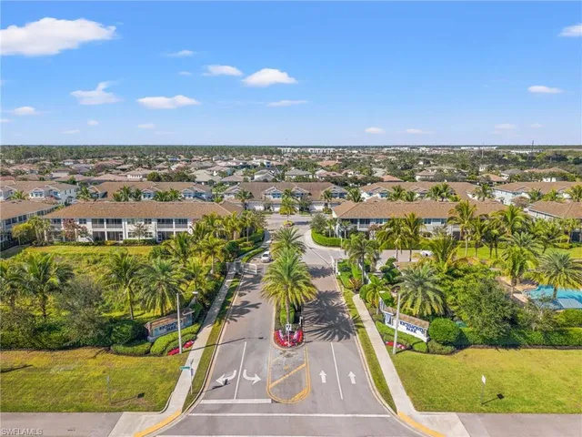 $3,000 | 2318 Sawyers Hill Road, Unit 107, Naples, FL 34120