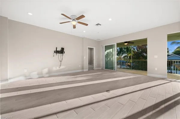 $3,000 | 2318 Sawyers Hill Road, Unit 107, Naples, FL 34120