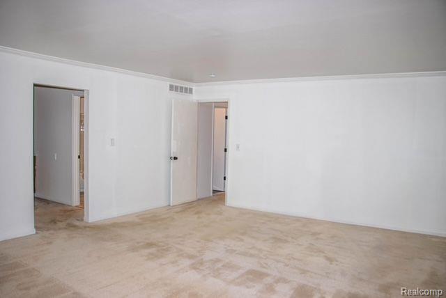 35971 Fredericksburg Road Farmington Hills, MI 48331 - Photo 11 of 32