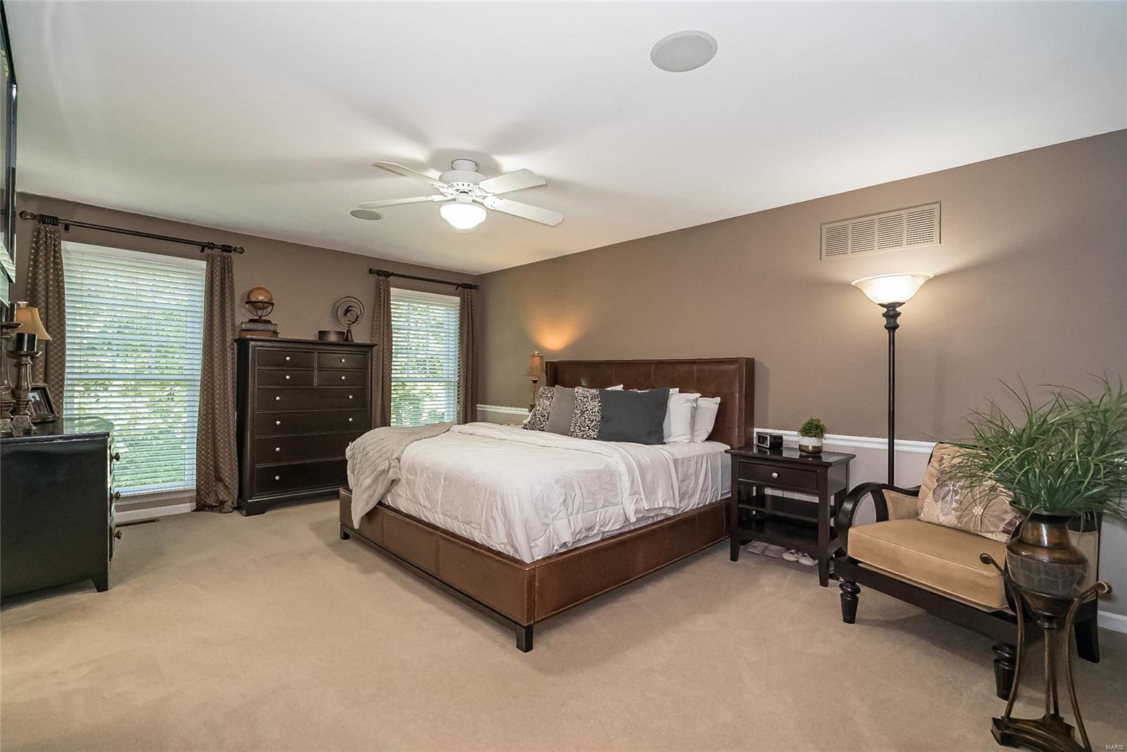 2039 Wilson Ridge Lane Chesterfield, MO 63005 - Photo 22 of 47 Gallery Image 22