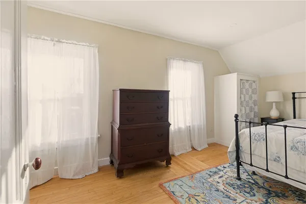 $10,000 | 8 Carey Street, Newport, RI 02840