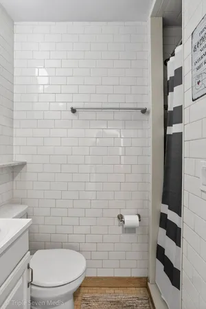 $449,900 | 132 Harvey Avenue, Wood Dale, IL 60191