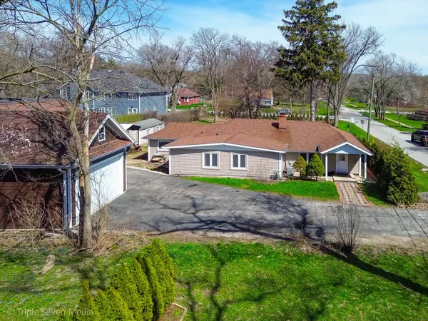 $449,900 | 132 Harvey Avenue, Wood Dale, IL 60191
