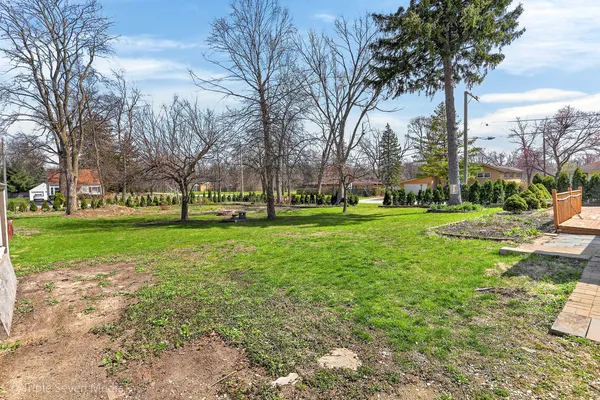 $449,900 | 132 Harvey Avenue, Wood Dale, IL 60191