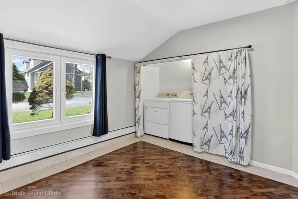 $449,900 | 132 Harvey Avenue, Wood Dale, IL 60191