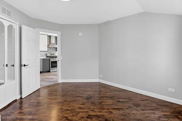 $449,900 | 132 Harvey Avenue, Wood Dale, IL 60191