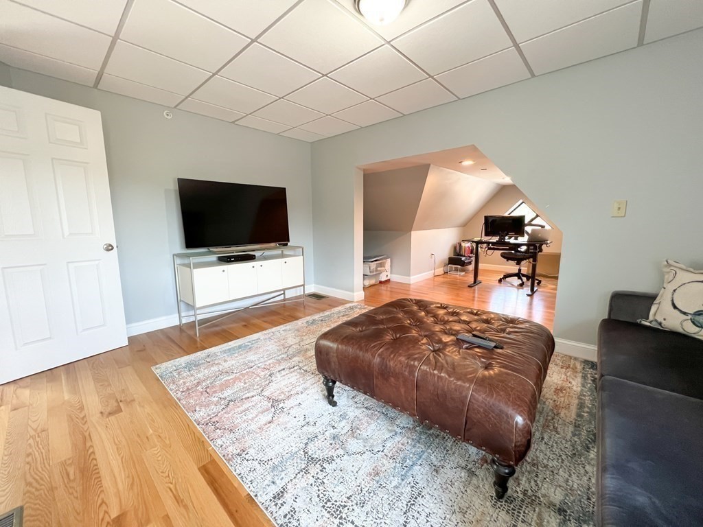 139 R Linden Street, Unit 2 Wellesley, MA 02482 - Photo 12 of 12