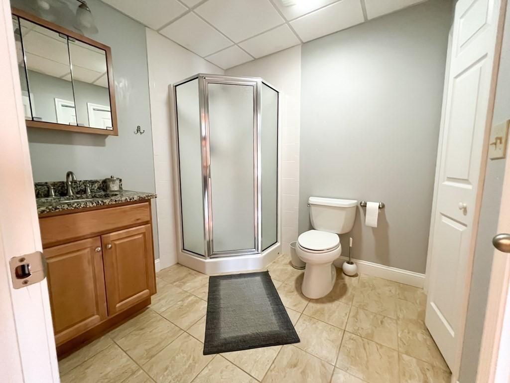 139 R Linden Street, Unit 2 Wellesley, MA 02482 - Photo 8 of 12